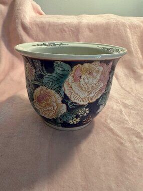 Vintage Chinese Porcelain Famille Rose Planter Cobalt Blue Background No Chips
